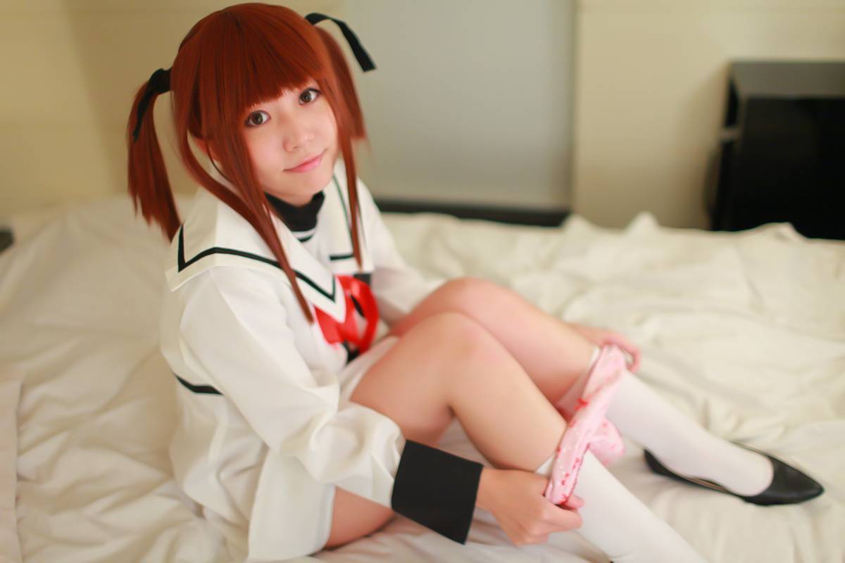 [Cosplay] Hot Maho Shojo Lyrical Nanoha 女优制服